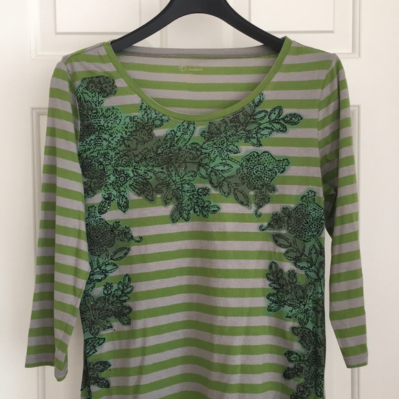 New Directions Top Size Small Green Striped 3/4 Sleeves NWOT - Picture 2 of 9